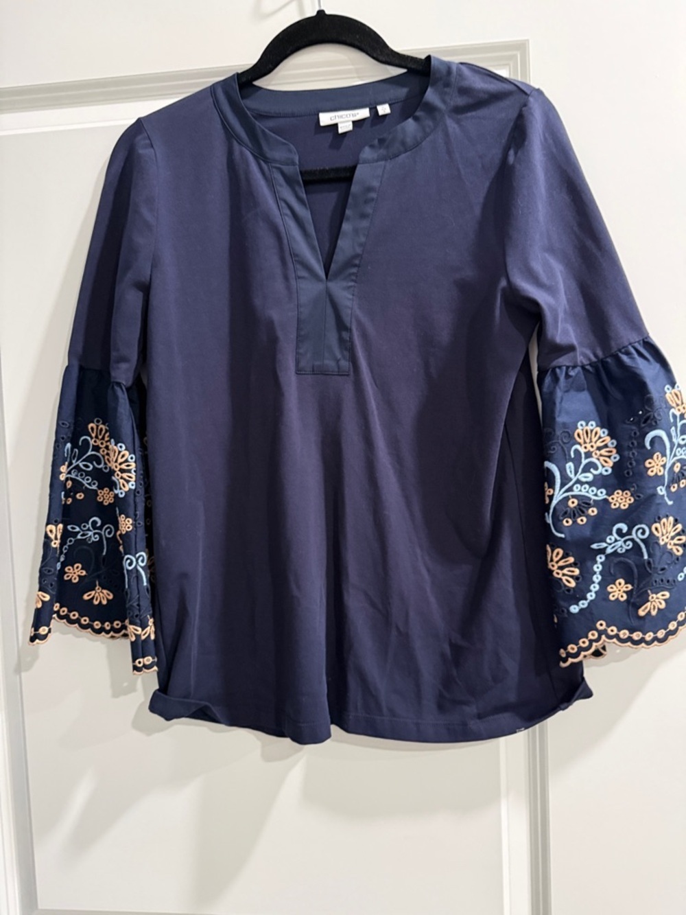 Chico's Navy Top with Embroidered Bell Sleeves Chicos sz o. Reg sz xs